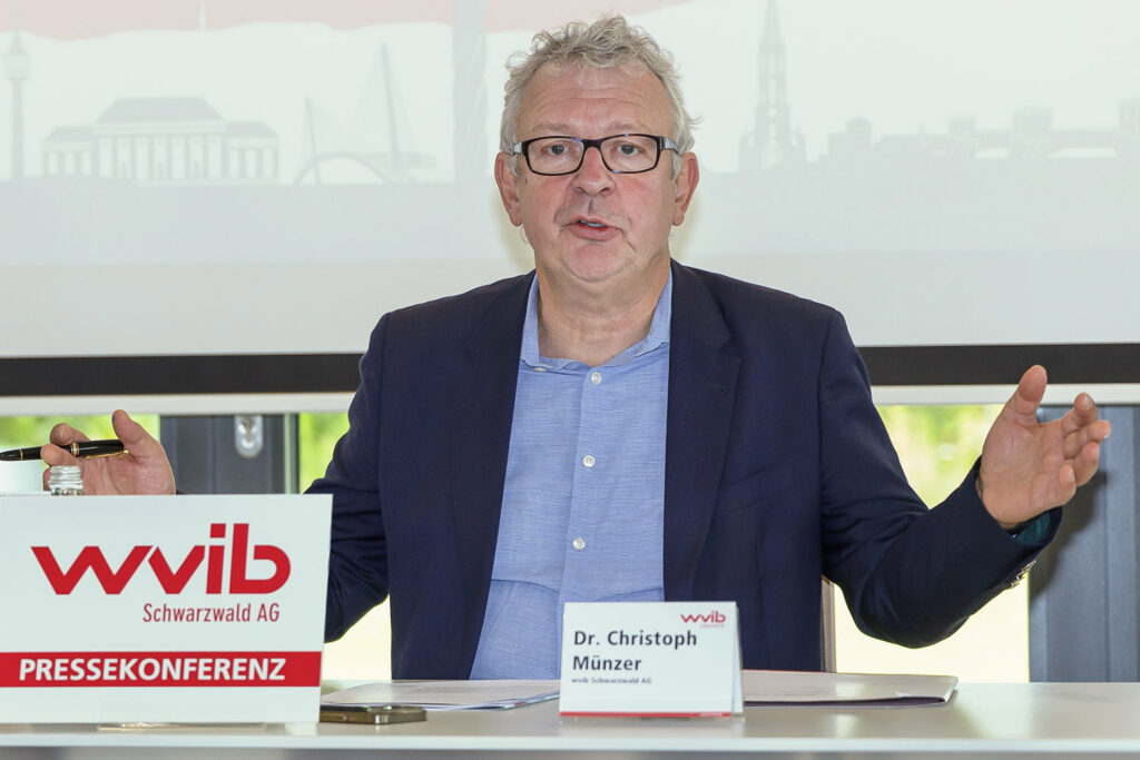 Geht mit der Regierung in Berlin und ihrer Standortpolitik hart ins Gericht: Dr. Christoph Münzer, Hauptgeschäftsführer des Wirtschaftsverbandes wvib Schwarzwald AG. ©Foto:GerdLache